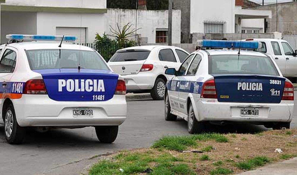 Incautaron el arma con la que hirieron a la mujer en un asalto y recuperaron lo robado
