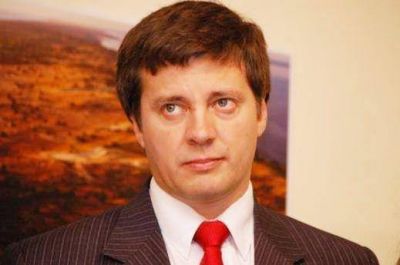 �En los primeros d�as de marzo decidir� si acepto la candidatura a diputado nacional que me han ofrecido�