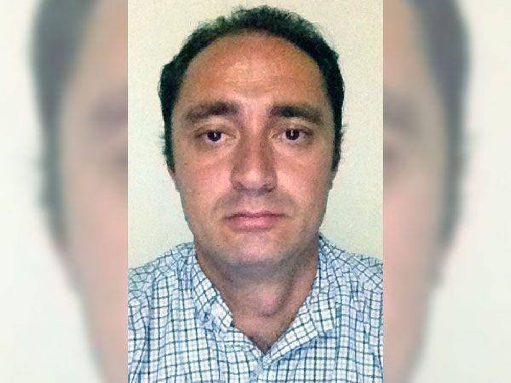 "Dej� la embajada de Siria porque el gobierno es responsable de las matanzas"
