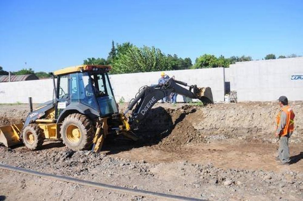 Justicia proh�be a la Provincia las contrataciones directas para obras