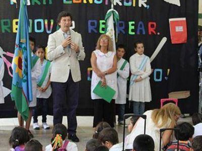 Posse presidi� el inicio de clases en la Escuela Primaria N� 9 de Mart�nez