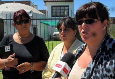 Dirigentes del FAP Campana se reunieron con vecinos del Barrio Villanueva