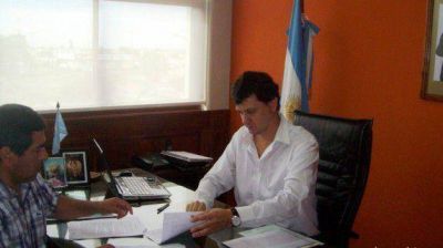Se firmaron tres convenios con El Mait�n