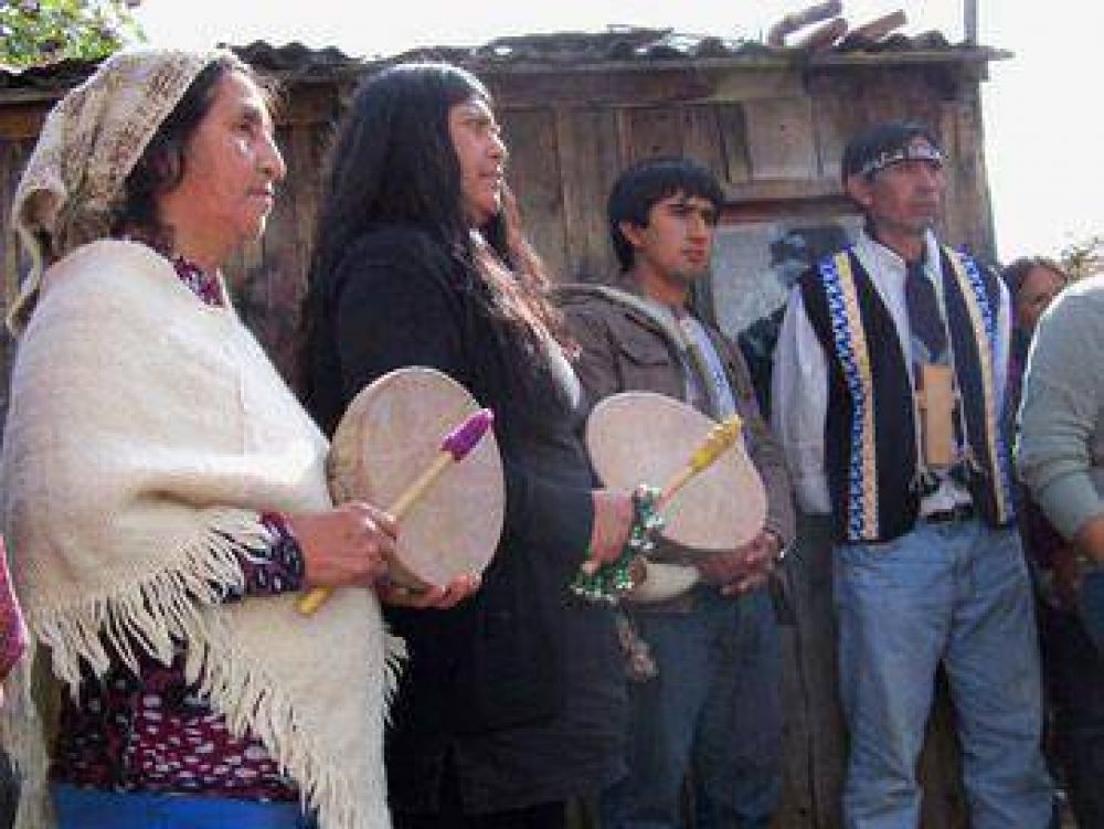Se inaugur en Esquel la primera radio mapuche tehuelche del Chubut