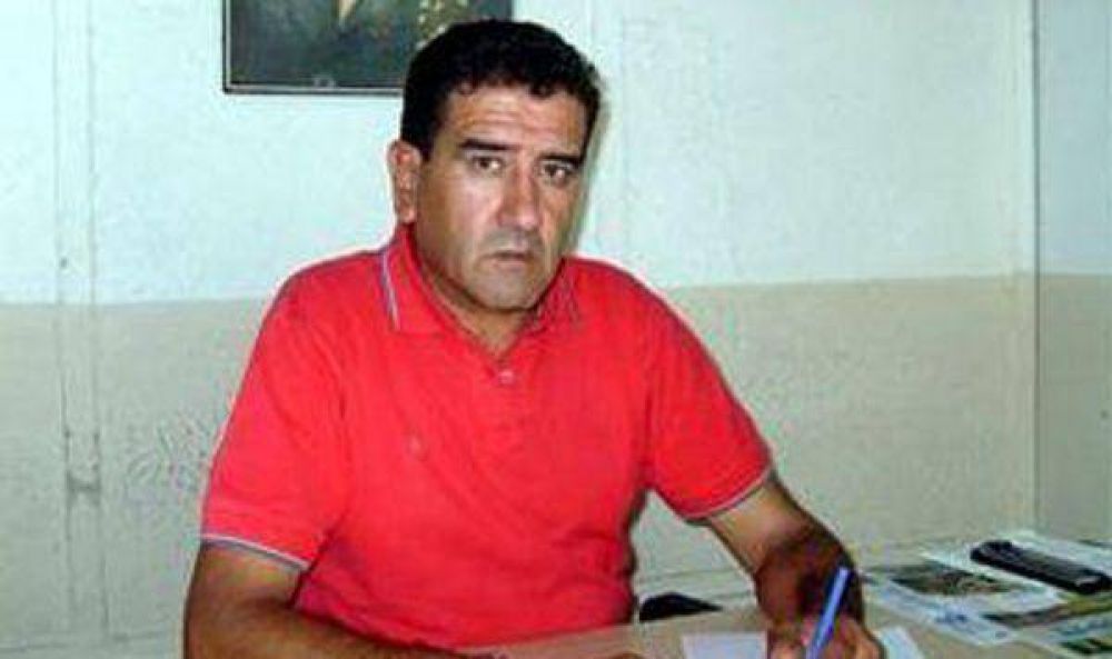 FONIVA celebra la apertura del gobierno llevando la combi de DNI a f�bricas