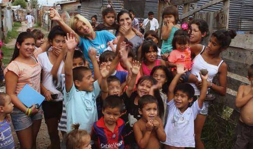 Quilmes: Tobal cerr� una encuesta sobre calidad de vida en barrios vulnerables