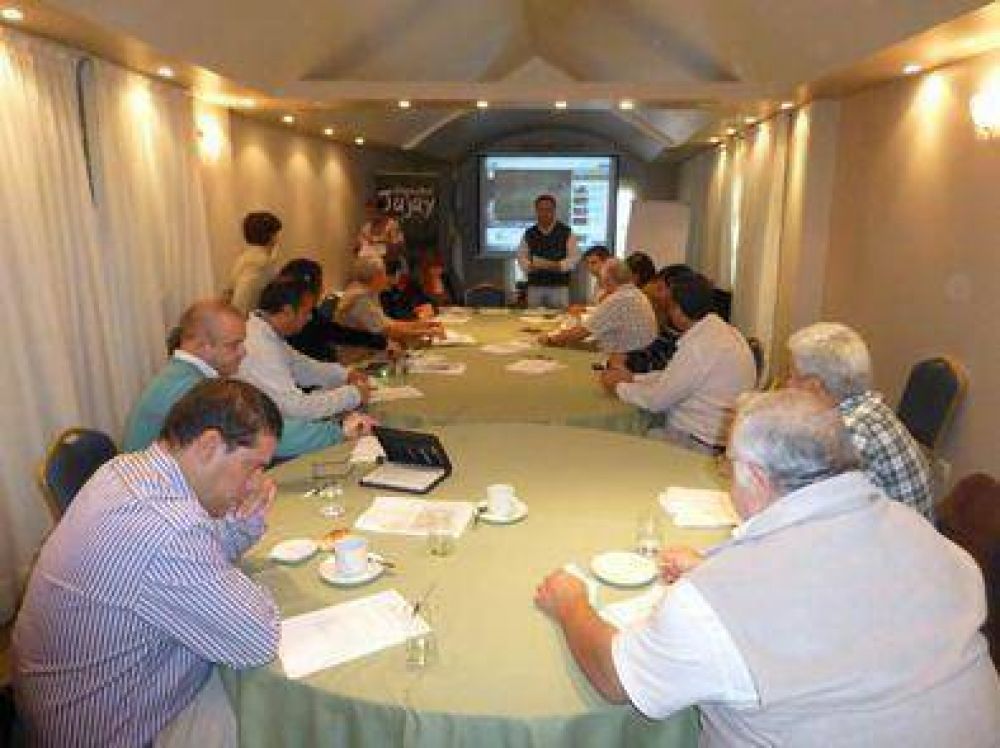 Sectores privado y estatal definen plan de promoci�n
