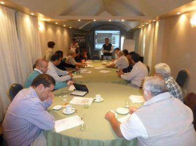 Sectores privado y estatal definen plan de promoci�n