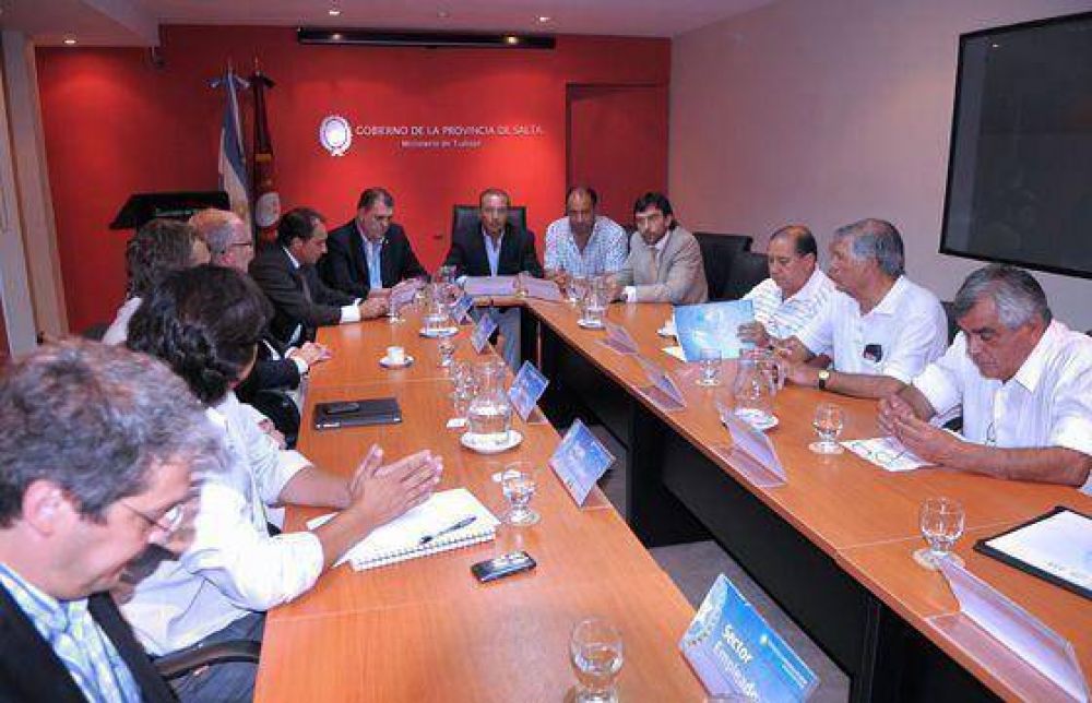 Primera sesi�n anual de la Mesa Tripartita para el Trabajo Decente