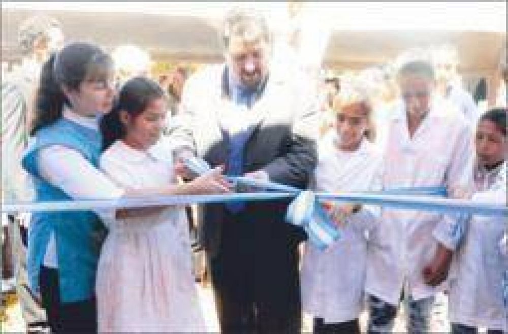 Closs: �cuando hay un pedido de una escuela especial, esa es la prioridad�
