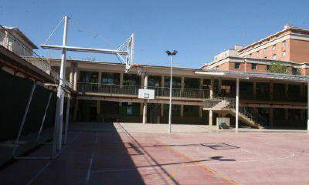 Los padres no mandaron a sus hijos a la escuela el primer d�a de clases