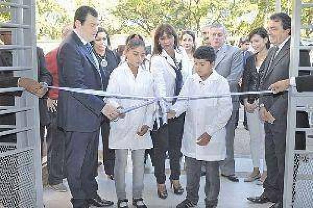 Zamora: "Por cada obra inaugurada, hacemos otra para mantener el empleo"