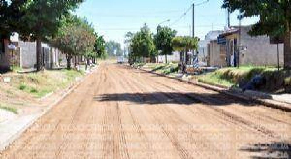 El Municipio realiza trabajos de base estabilizada en Uocra