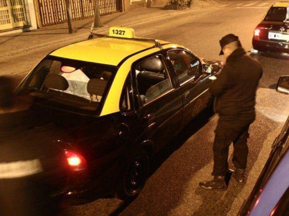 Vuelven los corredores seguros para taxis tras una ola de robos
