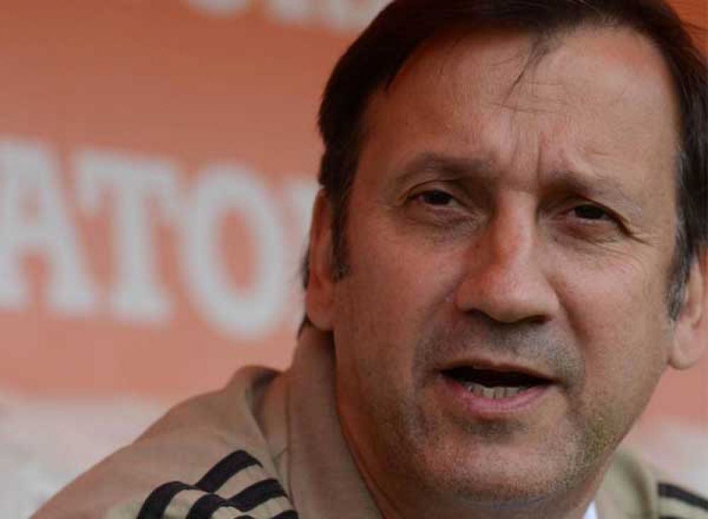 �Tengo un plantel que hace que el recambio no se sienta�, afirm� Walter Perazzo