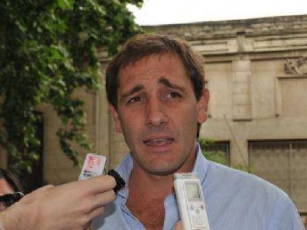 Julio Garro: �Los diputados de la oposici�n hemos puesto la cara por el gobernador muchas veces�