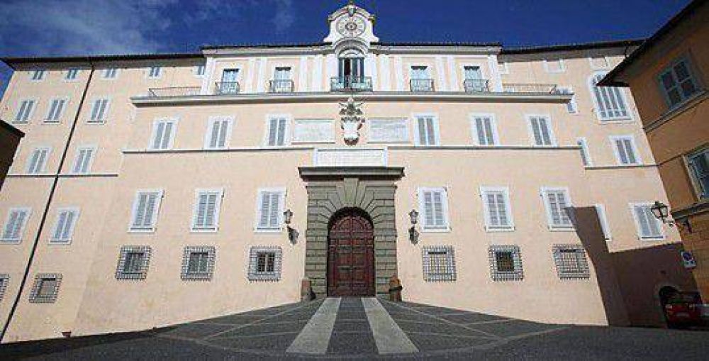 Ratzinger arrib a Castel Gandolfo, el monasterio donde se recluir