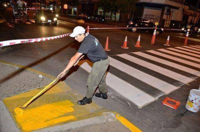Pintura vial en Av Avellaneda para mejorar la circulaci�n en la zona