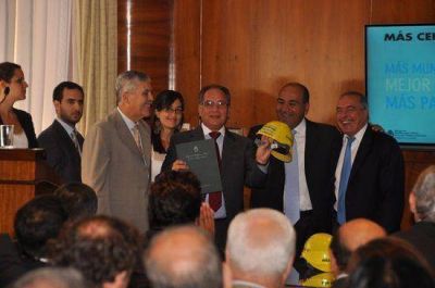 M�s inversi�n en obras del gobierno nacional para el distrito de Ituzaing�