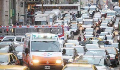 "Cada vez hay m�s congesti�n de autos"