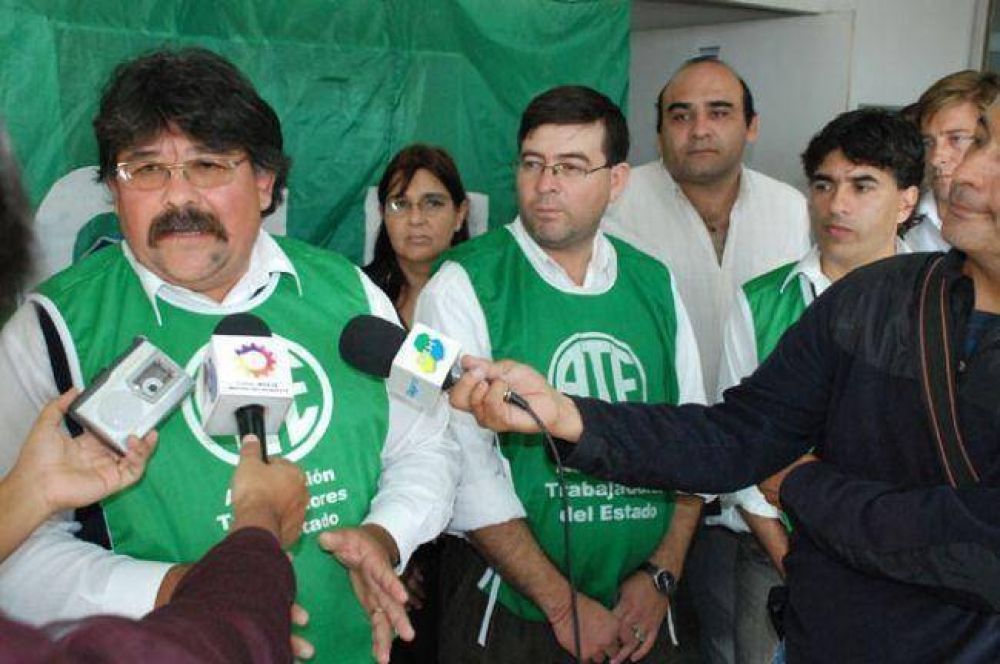 Trabajadores de ATE se movilizan este viernes frente a la Legislatura