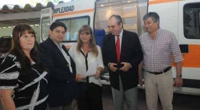 Entregaron ambulancia con equipamiento de alta complejidad a cooperativa de Machagai