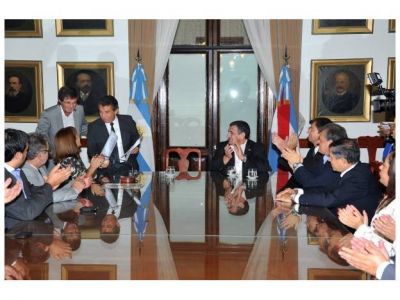 Se licit� la perforaci�n para que Paran� tenga aguas termales