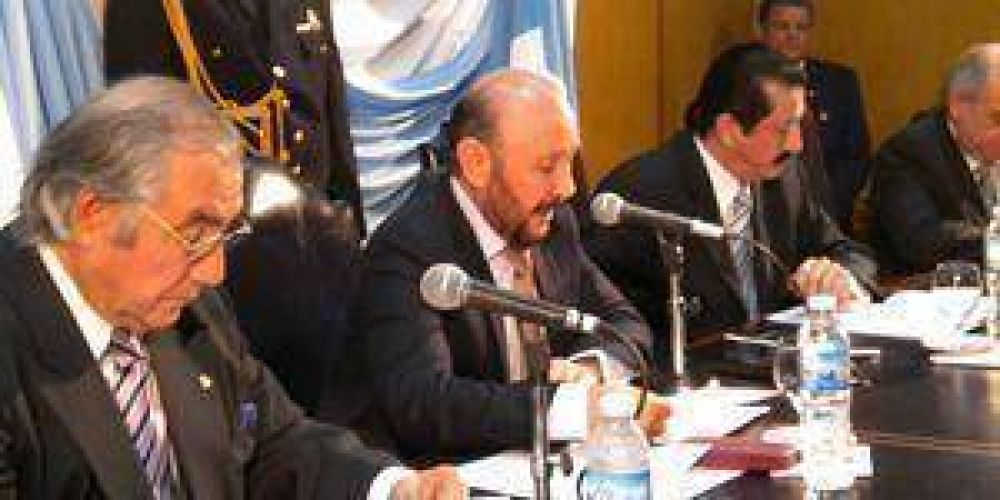 Obras anunciadas esperan ejecuci�n