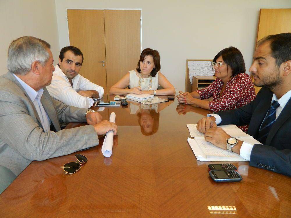 La ministra Teresa Nigra recibi� a funcionarios de Transpuntano