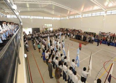 Inauguraron un play�n deportivo en Villa Mercedes