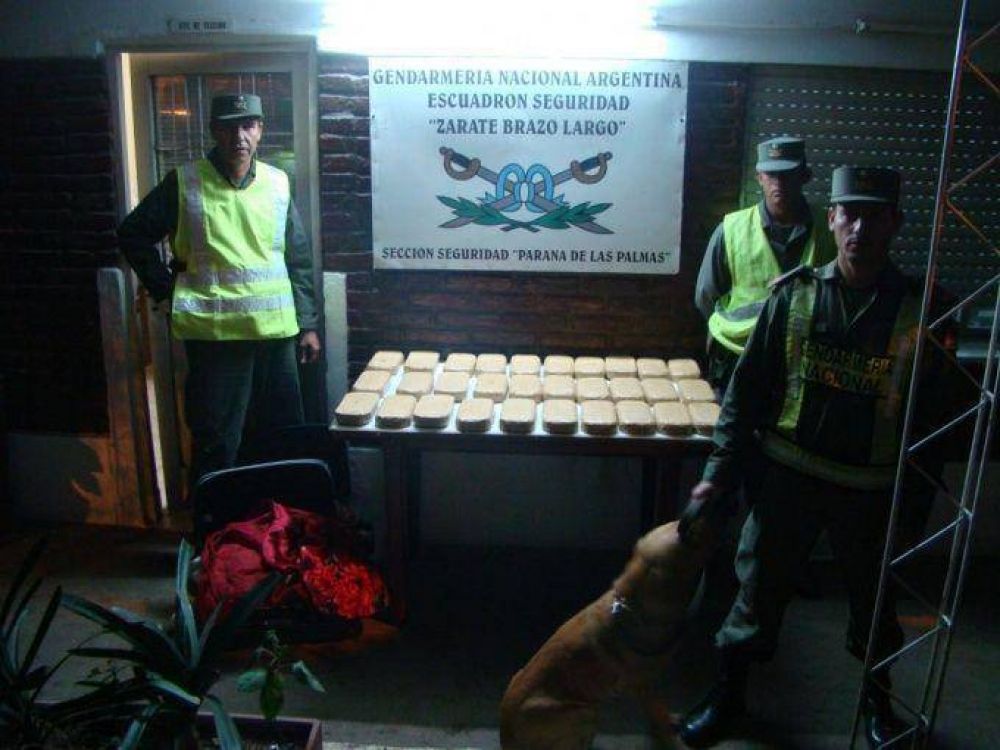 Gendarmer�a incaut� 30 kilos de coca�na: dos detenidos