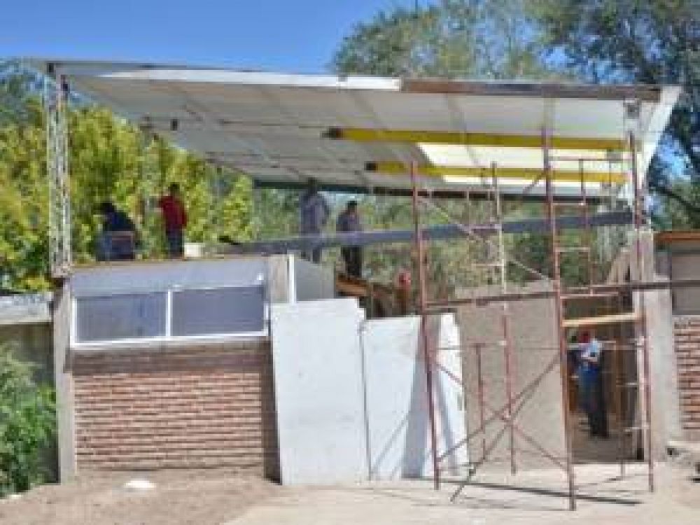 Agreden a dos periodistas de El Diario de la Rep�blica en una obra en Juana Koslay