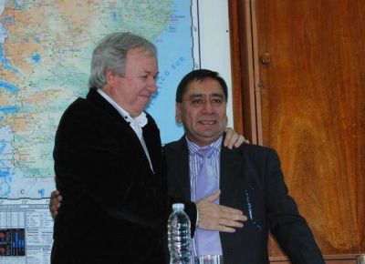 Asumi� Santib��ez en Vialidad Provincial