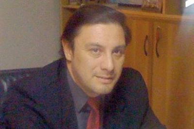 Camino: �el Gobernador Provincial no deja firmar a los directivos�