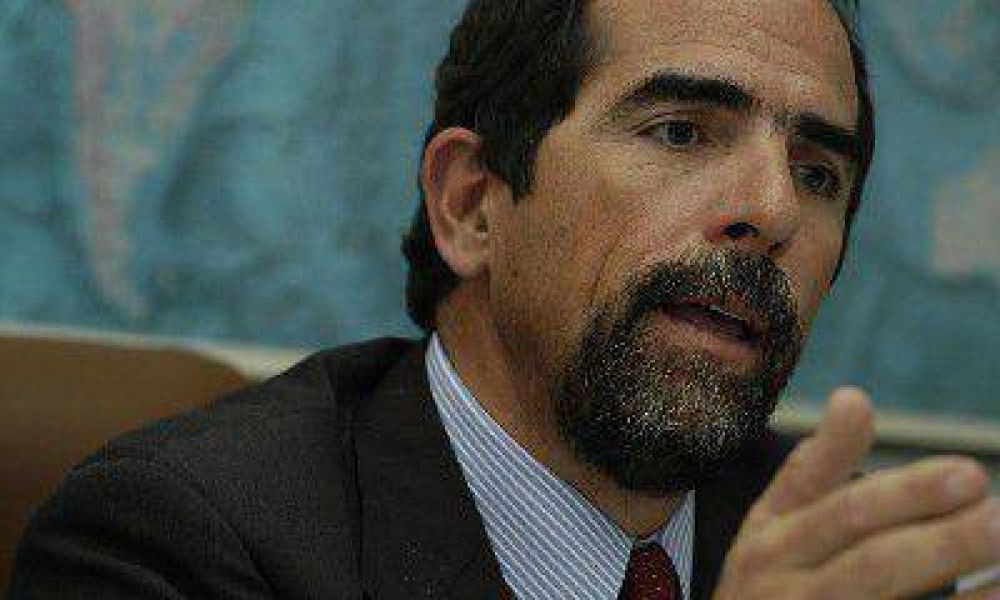 La vuelta de un ex funcionario cobista de la mano de Cristobal Lpez