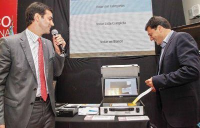 El gobernador Urtubey presentar� el voto electr�nico en Mendoza