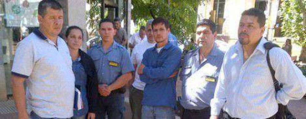Inconvenientes con penitenciarios y polic�as por cr�ditos del Iplyc