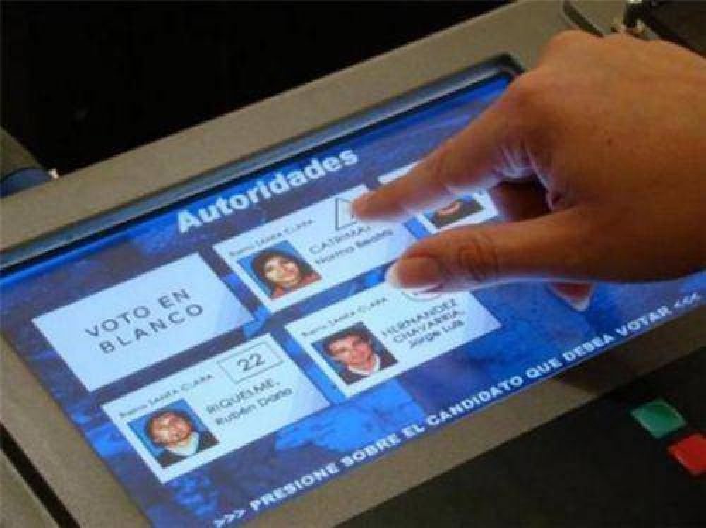 Proponem implementar progresivamente el voto electr�nico en Misiones