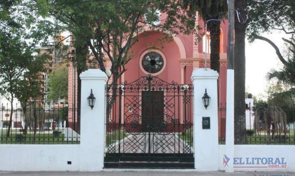 Con vacante en la Santa Sede, la Iglesia local eleva plegarias