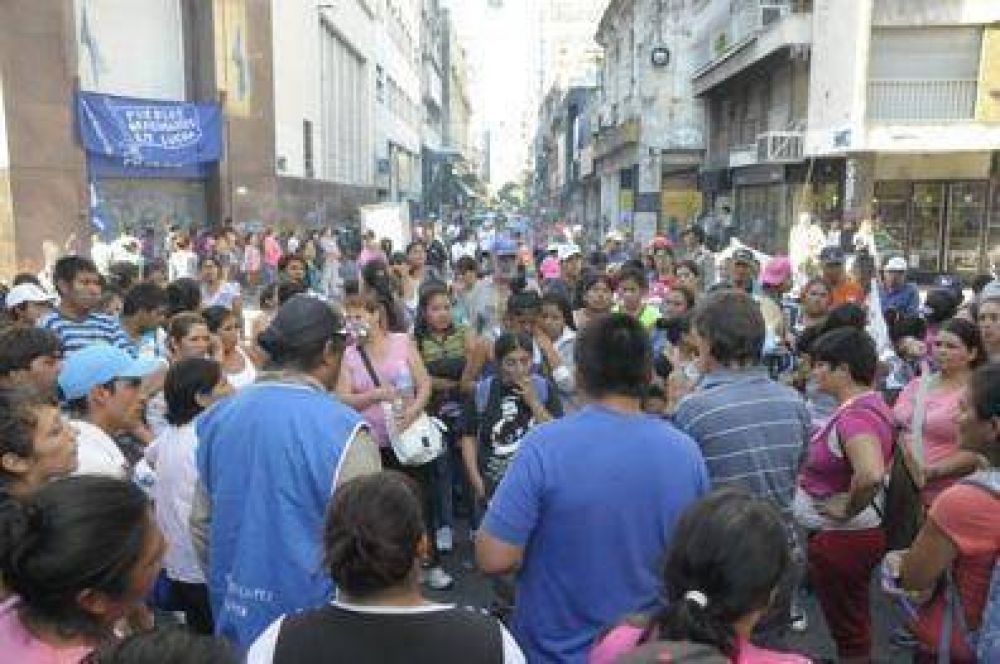 "Nos est�n extorsionando"