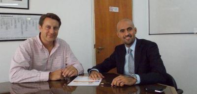 Trankels firm� un convenio para construir un play�n deportivo
