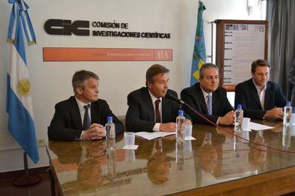 EL MINISTERIO DE LA PRODUCCI�N DE LA PROVINCIA Y LA CIC ENTREGARON SUBSIDIOS A INVESTIGADORES DE AZUL