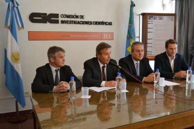 EL MINISTERIO DE LA PRODUCCI�N DE LA PROVINCIA Y LA CIC ENTREGARON SUBSIDIOS A INVESTIGADORES DE AZUL