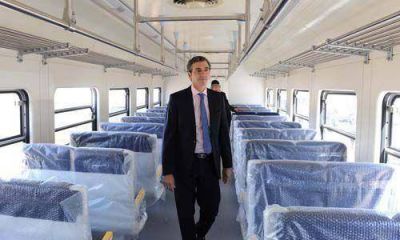 Arribaron 41 vagones que ser�n destinados al ferrocarril San Mart�n