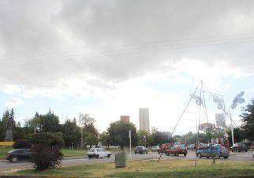 Apu�alaron a un joven para robarle la mochila 