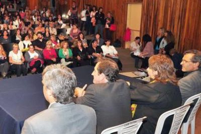 Educaci�n: Tomaron sus cargos 133 vicedirectores de toda la provincia