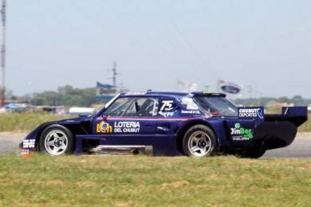 Buen trabajo de los hermanos L�pez en el TC Pista