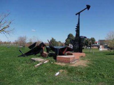 Cambian el sistema lum�nico del Parque de la Ciudad