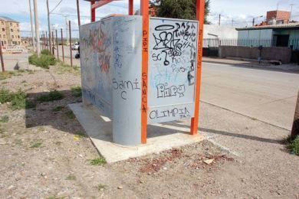 Un adolescente de 13 a�os muere apu�alado