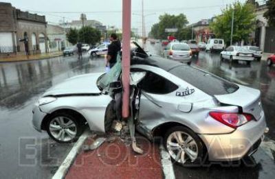 Conductor en coma tras impactante accidente